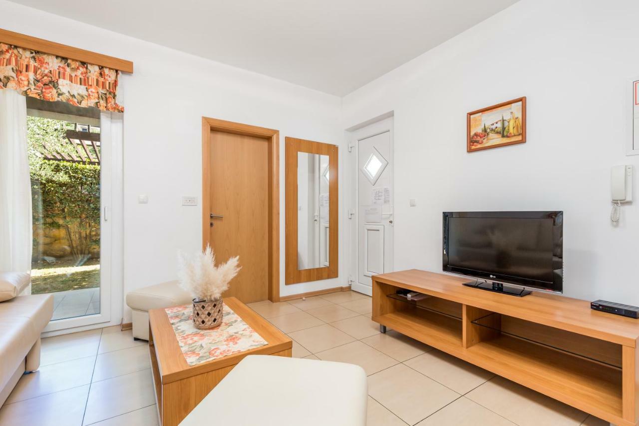 Villas Rab Banjol Exterior photo